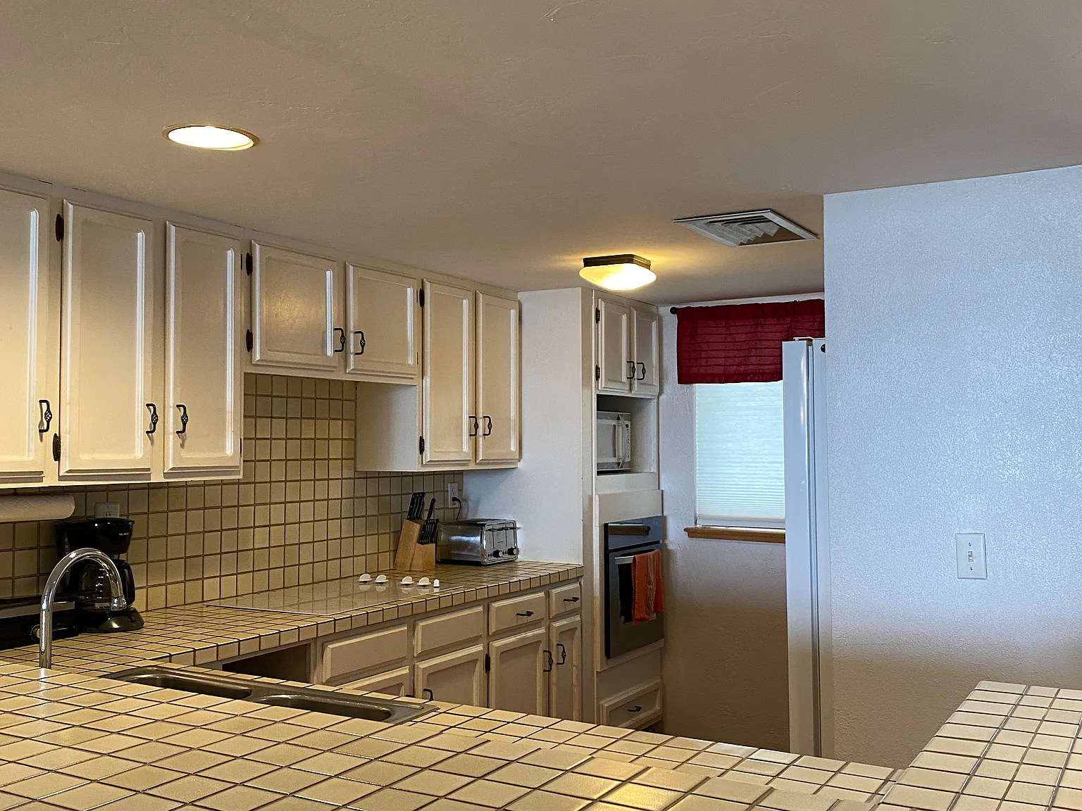 2 bed, 1232 sqft, $2,800 — Photo 3