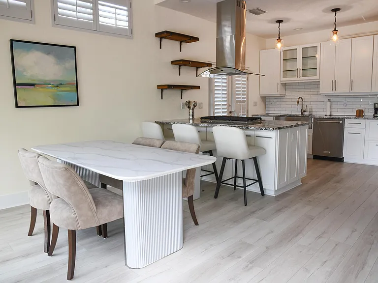 506 N Lakeside Dr — Photo 7