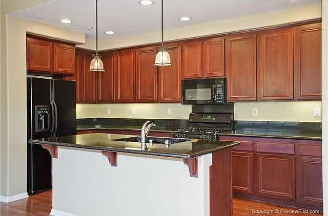 840 Almond Rd — Photo 7