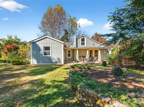 411 Hiawassee Ave #1, Black Mountain, NC 28711