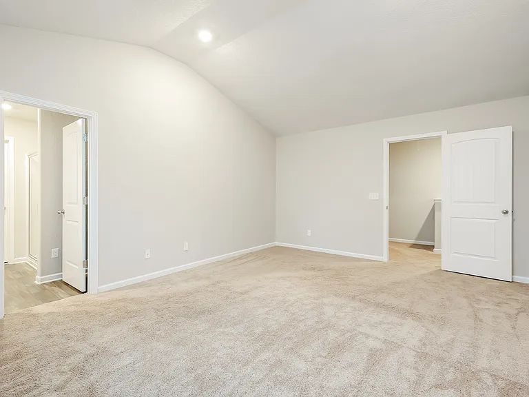 2139 Southlea Dr — Photo 10