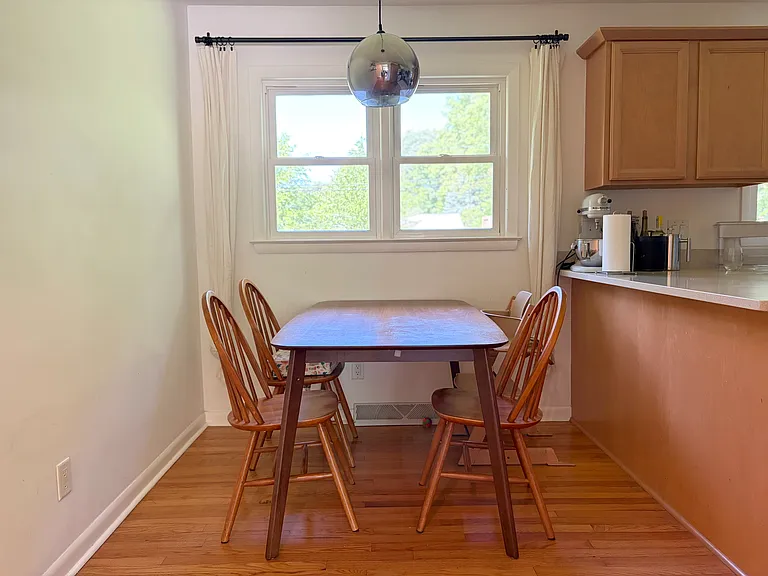 4906 Phillip Ln — Photo 7