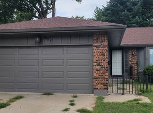 903 NW Mock Ave APT B, Blue Springs, MO 64015