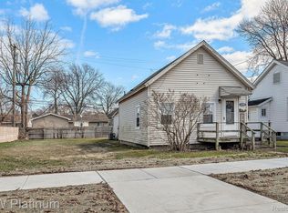 2720 Gratiot Ave, Pt Huron, MI 48060