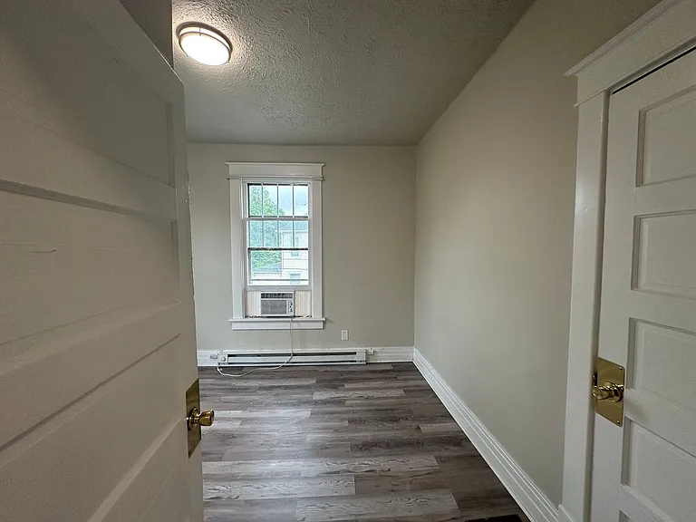 1700 Bedford Ave — Photo 12