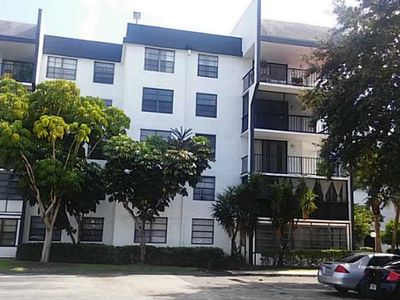 6190 Woodlands Blvd APT 120, Tamarac, FL, 33319