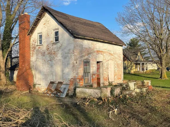 4686 State Route 207 NE, Washington Ch, OH 43160