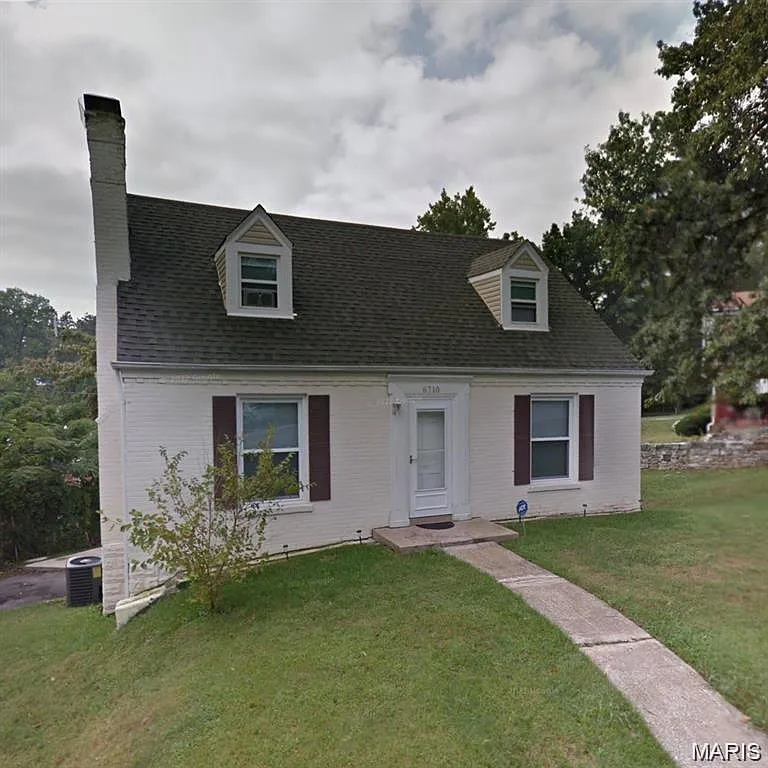 6710 Kenwood Dr photo 1