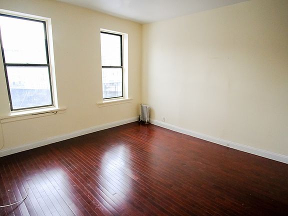5th image of 450 W 162nd St APT 1W