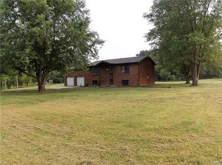 2336 Seiler Rd, Alton, IL 62002