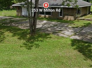 253 W Milton Rd, Ballston Spa, NY 12020