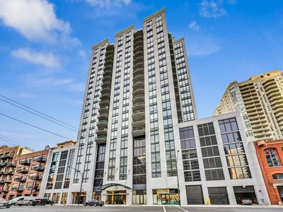 435 W Erie St APT 1607, Chicago, IL, 60654
