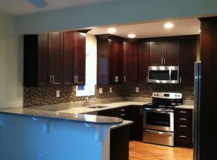 303 5th Ave, Halethorpe, MD 21227