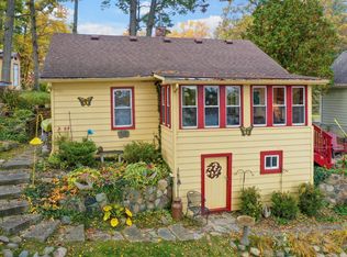 207 Kingston Rd, Leonard, MI 48367