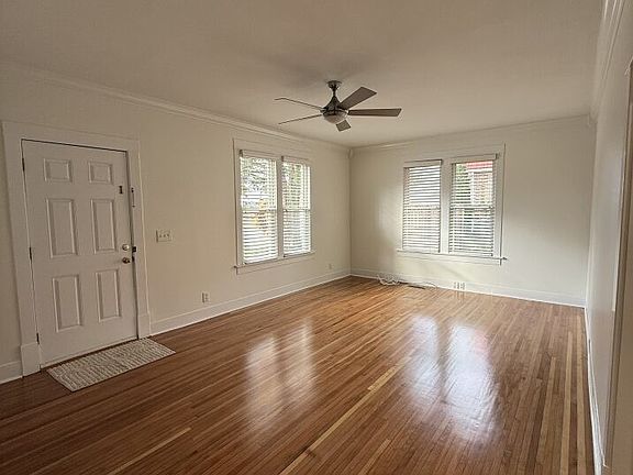 5th image of 108 Buffalo St