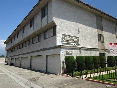 2nd image of 13725 Los Angeles St APT C