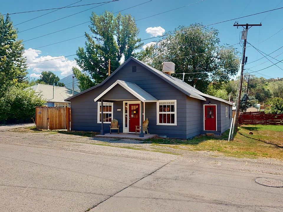 1st image of 1215 2nd St