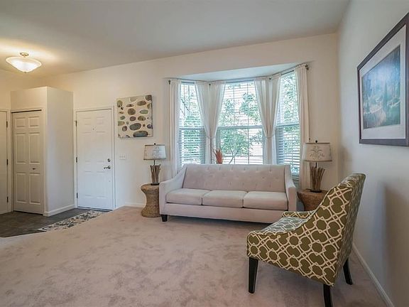 2nd image of 7485 Oakland Hills Dr
