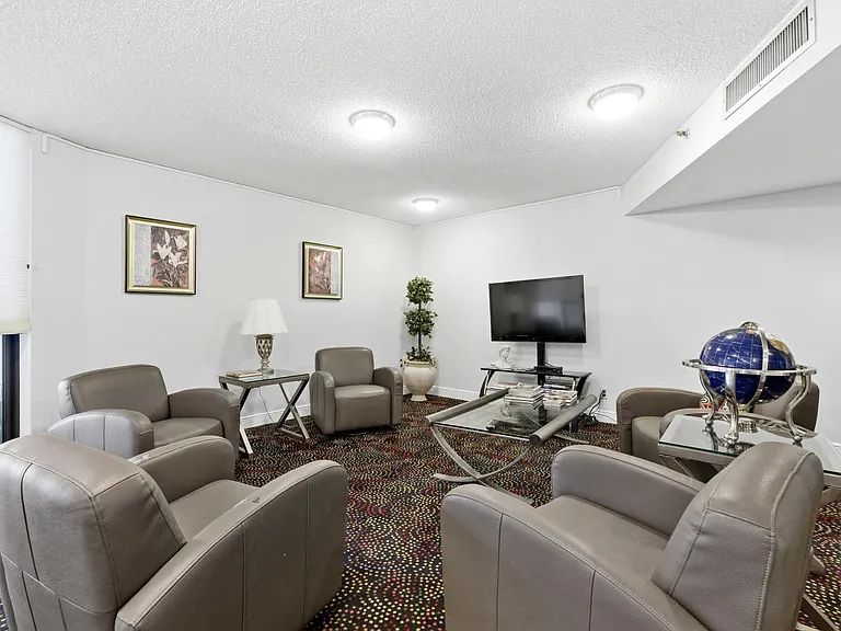 1359 S Ocean Blvd #808 — Photo 35