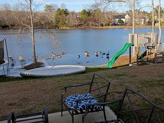 5th image of 405 Magnolia Tree Rd