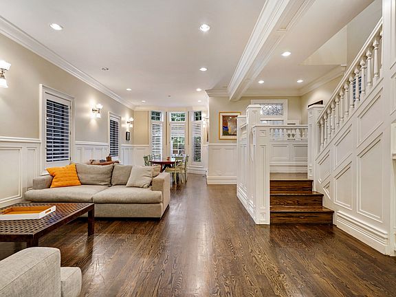 Living Room / Dining Room