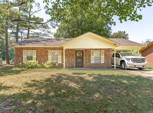 110 Carriage Dr, Osceola, AR 72370