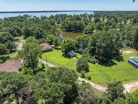 5th image of 20672 Post Oak Dr