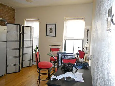 88 Hammond St #6 — Photo 8