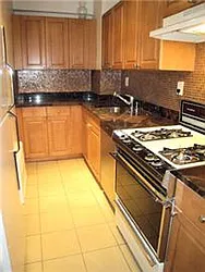 Rented by R New York