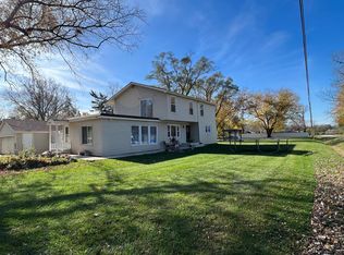 1244 S Lawler Ave, Lombard, IL 60148