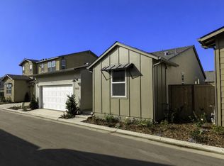 4172 Agnes Ln, Madera, CA 93636