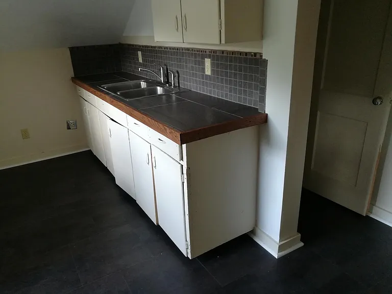 432 May Ave #B — Photo 15
