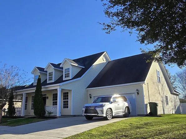 912 Charlestowne Blvd, Florence, SC 29505