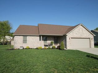 3208 Starlite Dr, Columbus, IN 47203
