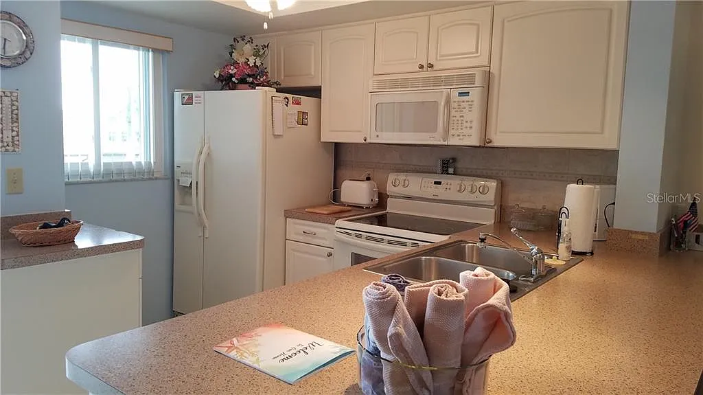 2 bed, 2.0 bath, 886 sqft, $1,850 — Photo 4