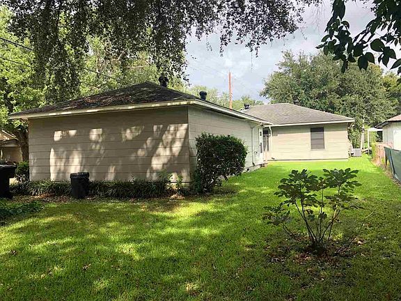 5th image of 1303 Avenue H