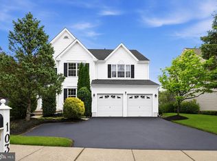 103 Hidden Ct, New Hope, PA 18938
