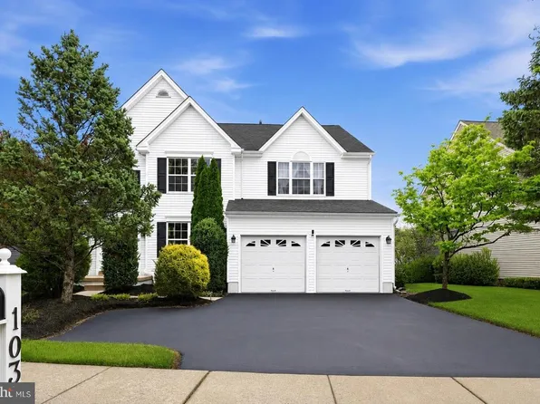 103 Hidden Ct, New Hope, PA 18938