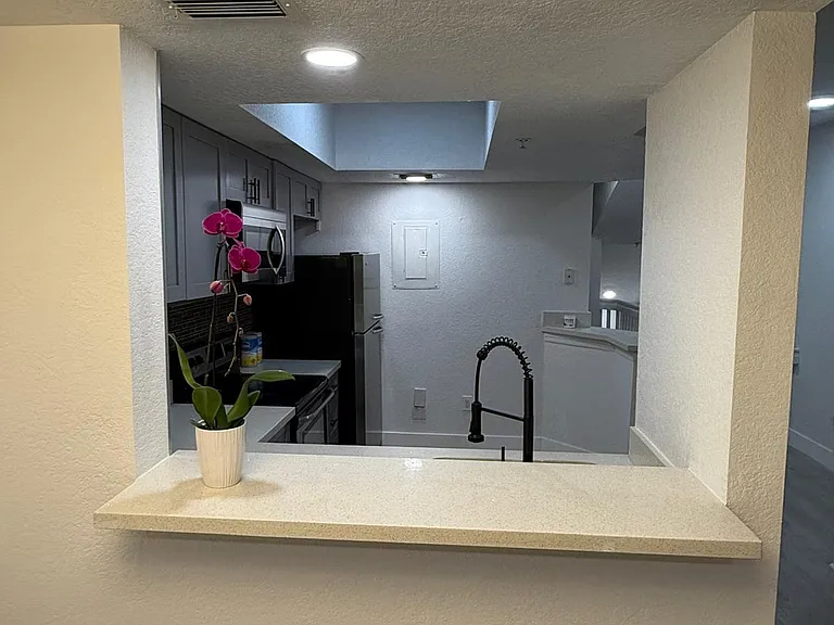 715 SW 148th Ave #610 — Photo 7