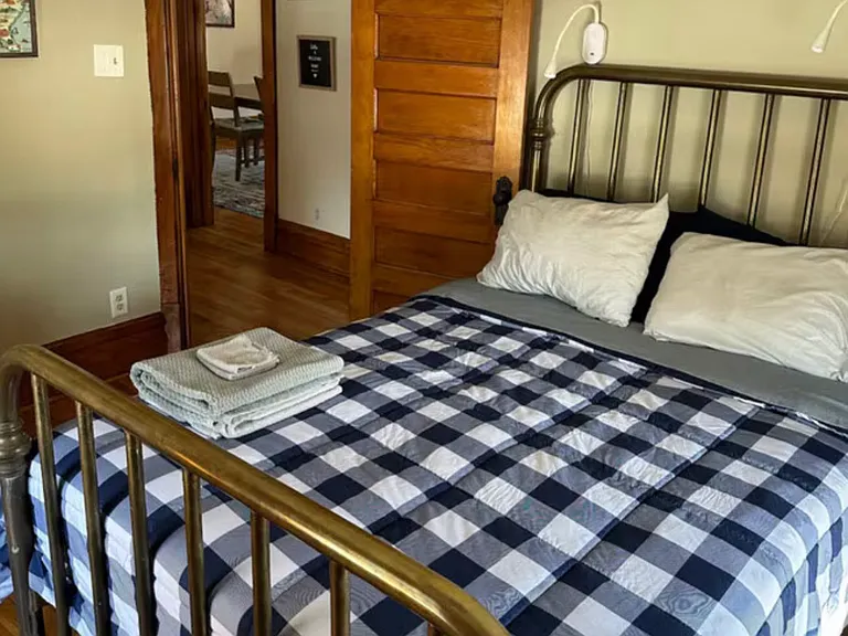 205 George St W #207 — Photo 7
