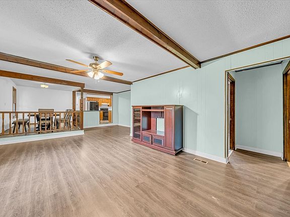 3rd image of 588 Sweeton Hill Rd