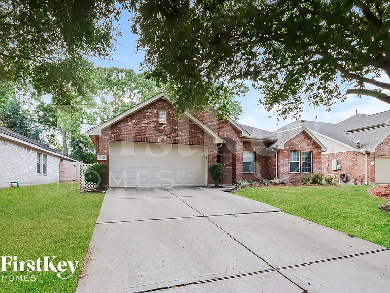31223 Rainwood Park Ln — Photo 2
