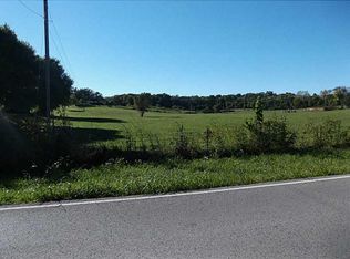 S Rainbow Rd, Rogers, AR 72758