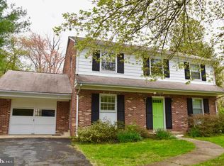 101 Center St, Washington Grove, MD 20880