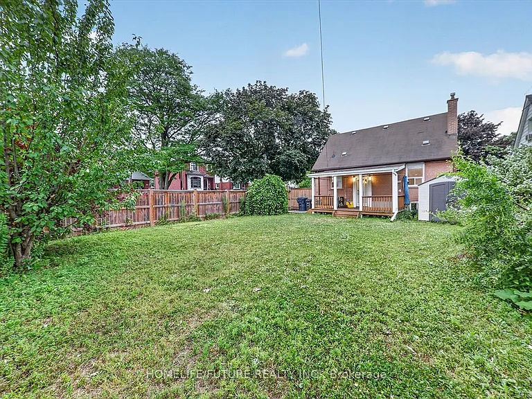 46 Stamford Sq N — Photo 36