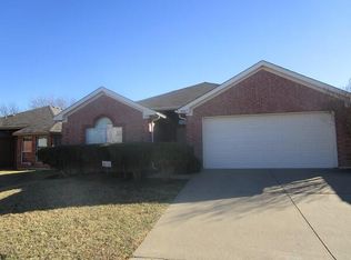 8301 French Quarter Ln, Fort Worth, TX 76123