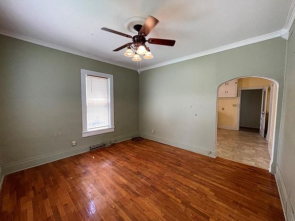 3rd image of 912 Hancock Ave