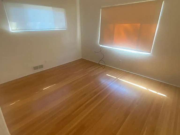 334 Chula Vista Pl NE — Photo 5