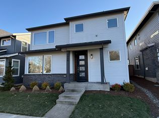 3926 SE 67th Ave, Hillsboro, OR 97123