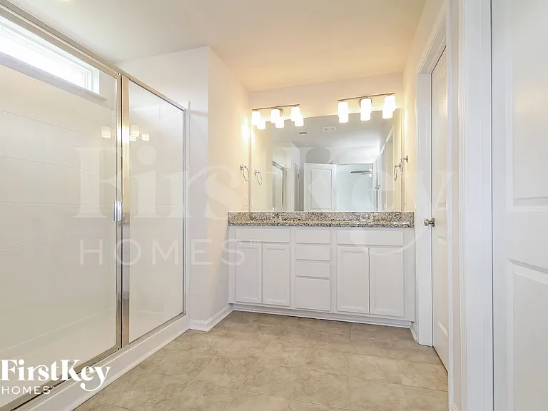 212 Ashborne Ln — Photo 10